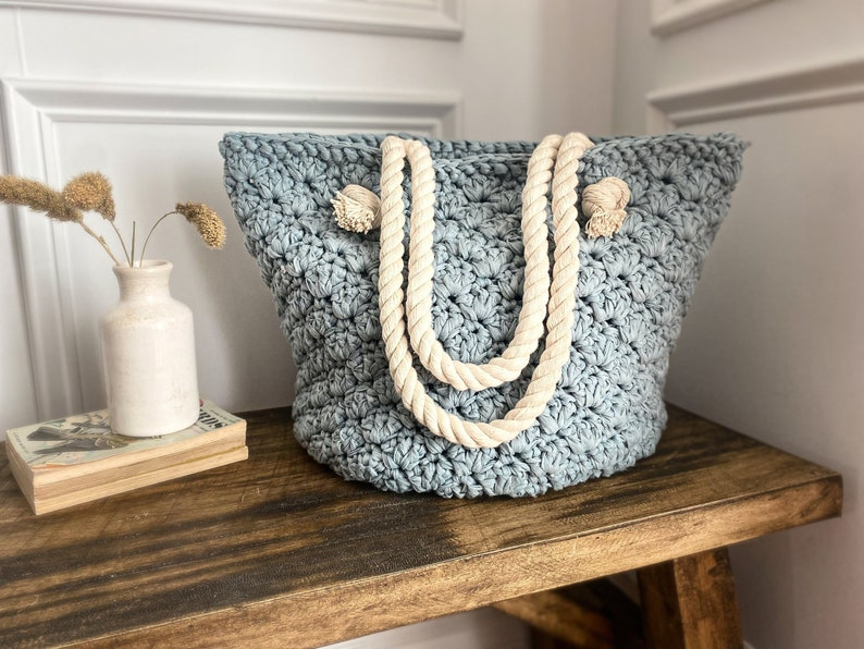 Get the crochet pattern from Ruby Webbs