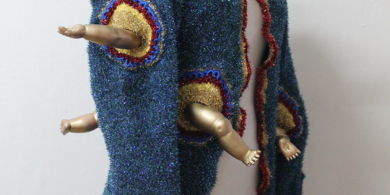 Iris Arad’s 3D Knitting Incorporates Doll Limbs …