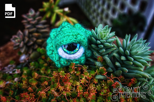Crochet an Eyeball Monster Amigurumi - So Many Variations, Add Wings, Tentacles, Horns and More!