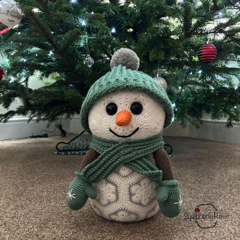 Make Your Own Snow Squad: 6 Adorable Holiday Knit & Crochet Patterns