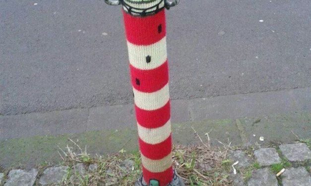 Lighthouse Yarn Bomb – Great Concept, Perfect Execution