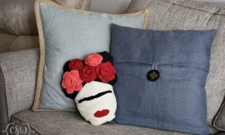 Free Tutorial: Make a Frida Kahlo Pillow Adorned With a Crochet Crown of Roses