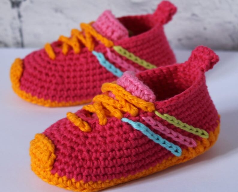 Crochet Baby Sneakers Make The Best Gift, These Tiny ‘Federation’ Runners Are Adorable!