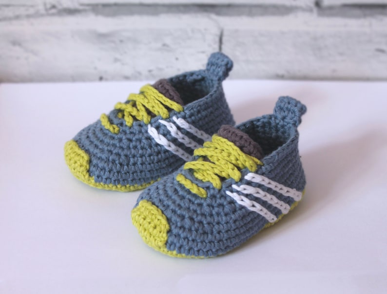 Crochet Baby Sneakers Make The Best Gift, These Tiny 'Federation' Runners Are Adorable!