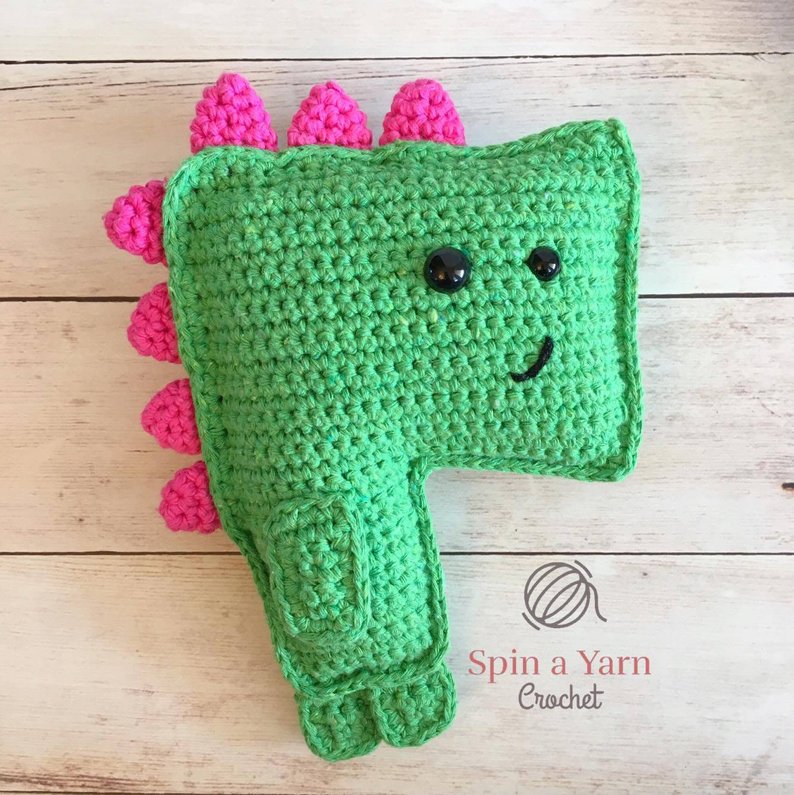 Get the pattern from Spin a Yarn Studio
