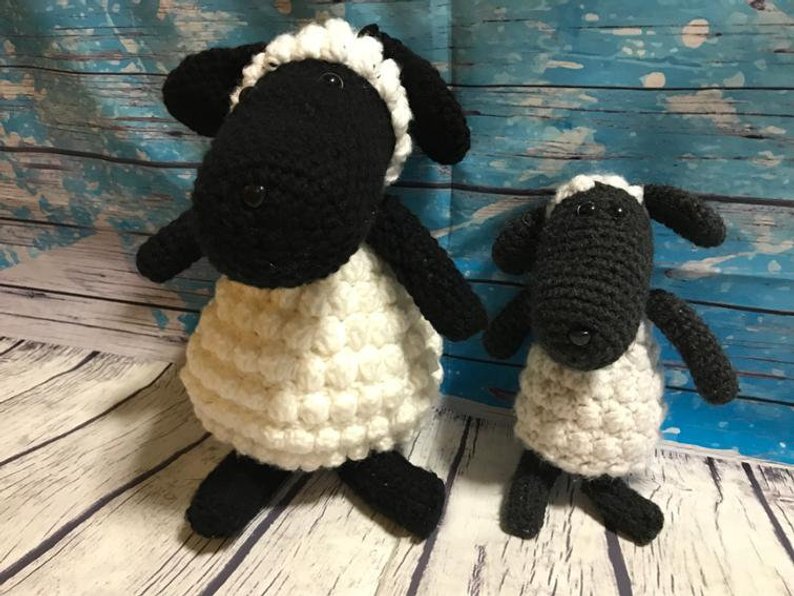 Get the pattern from Olay Crochet