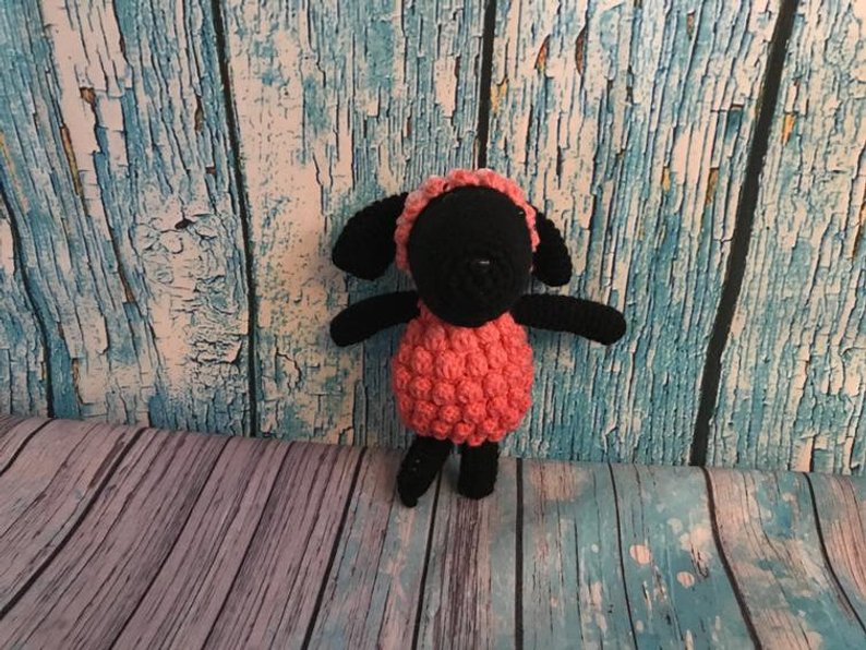 Get the pattern from Olay Crochet