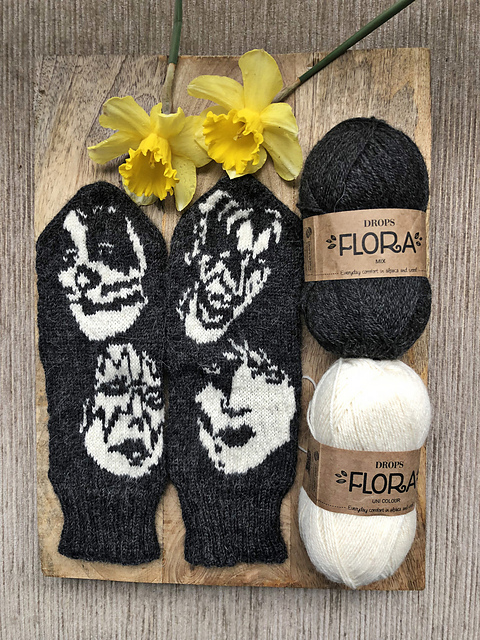 Knit a Pair of KISS Mittens, Designed By Lotta Lundin