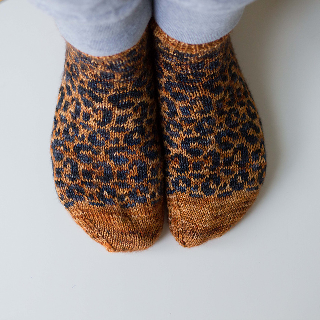 Knit a Pair of 'Not Your Average Cat Lady Socks' ... Perfectable Portable Project For Summmertime Knitting!