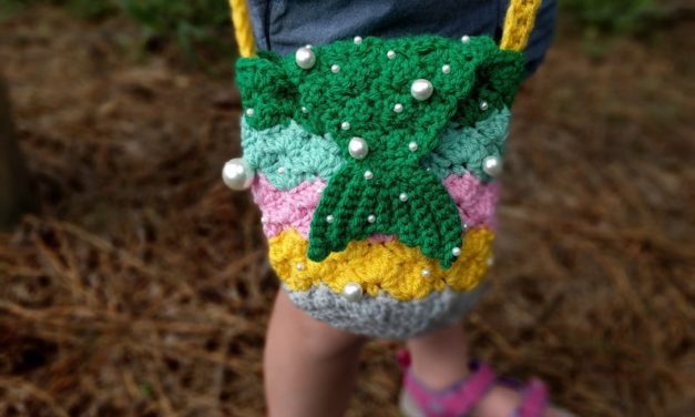 Crochet a Cute Mermaid Purse Designed by Tracy Clark of CutieGurumies