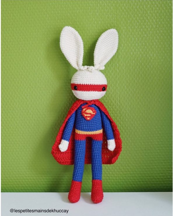 Crochet a Pair of Super Bunny Amigurumi ... Inspired by Wonder Woman and Superman