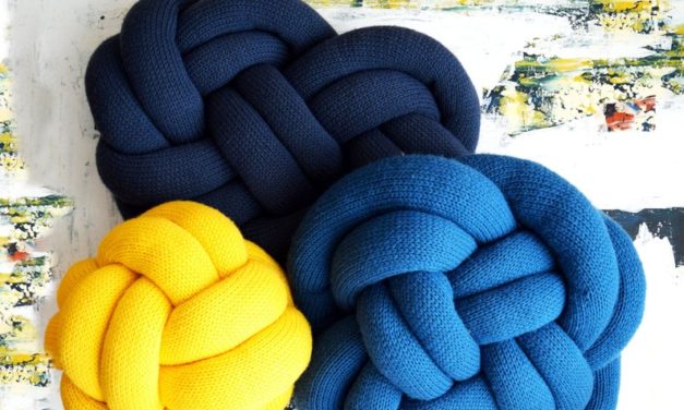 These DIY Knot Pillows Are Totally Swish … Patterns For Knitters & Crocheters!