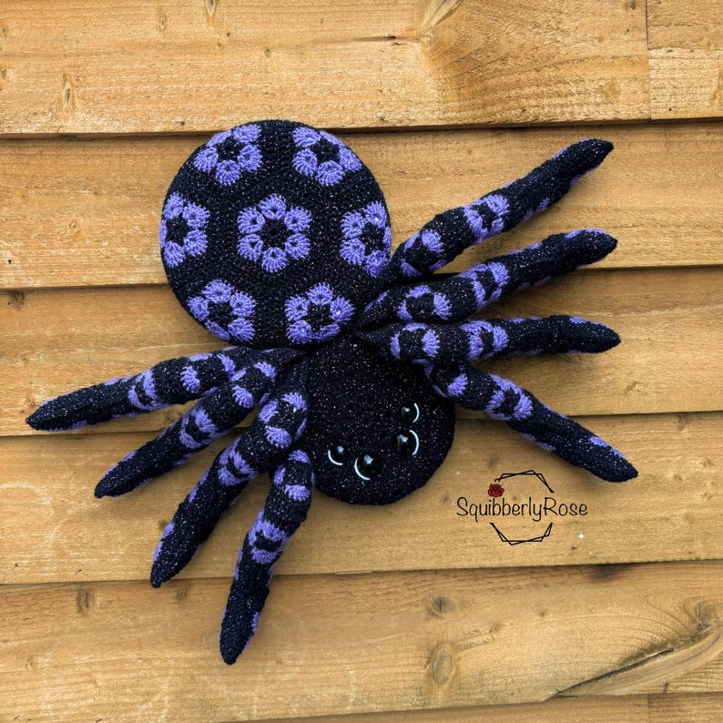Designer Spotlight: Fun & Funky, Sometimes Spooky, Halloween Wreaths For Knitters & Crocheters