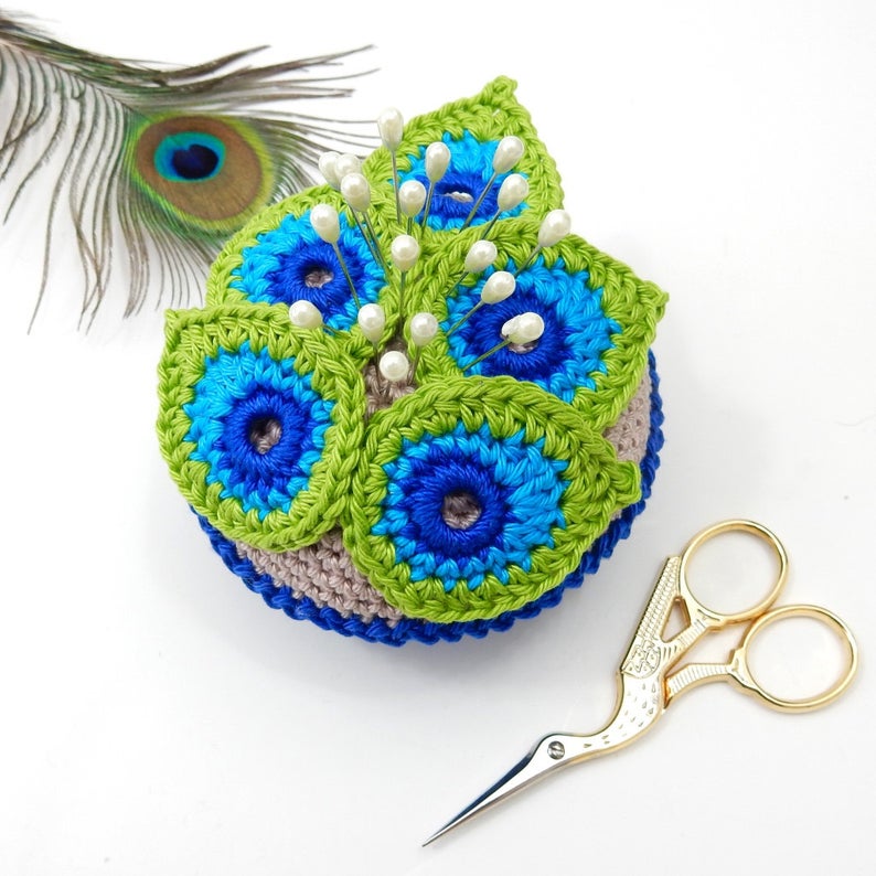 Get the #crochet pattern designed by Christa of The Curio Crafts Room