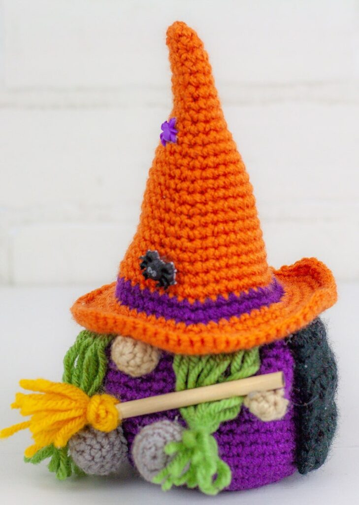 crochet patterns designed by Lindsey of Winding Road Crochet #crochet