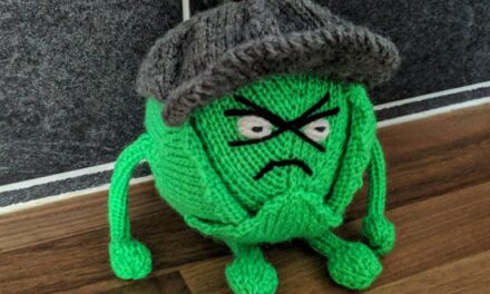 Knit a ‘Russell Sprout Leafy Blinder’ … He’s Hilarious!