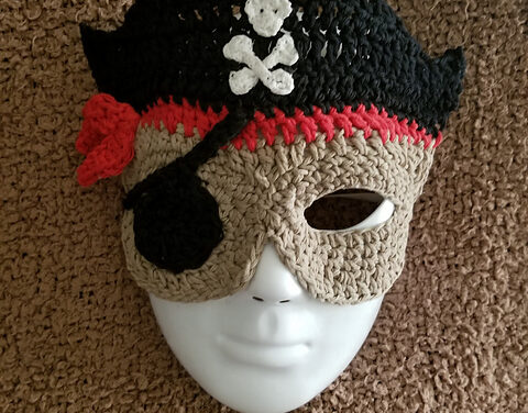Crochet a Pirate Costume Mask … Cosplay At It’s Most Yarnspirational!