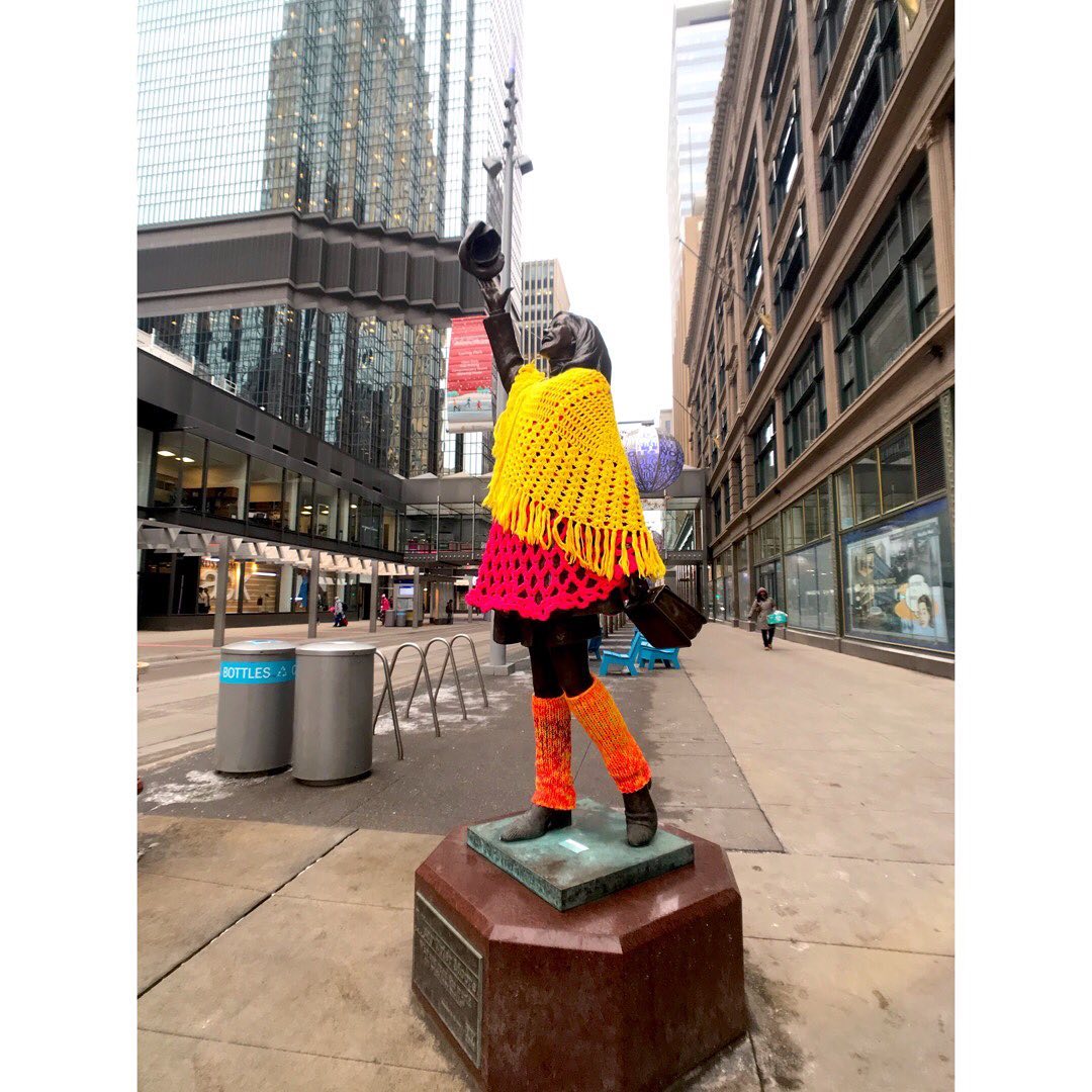Colorful Mary Tyler Moore Yarn Bomb Spotted In Minneapolis, Crocheted By Knitteapolis!