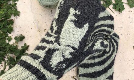 Knit a Pair of Bob Dylan-Inspired Mittens, Designed By Lotta Lundin, They’re So Psychedelic!
