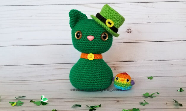 Crochet a St. Patrick’s Day Cat and Rainbow Bird Amigurumi … Free Pattern!