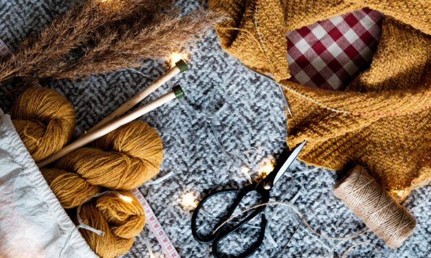 Tips on Making Homemade Knit Blankets and Quilts