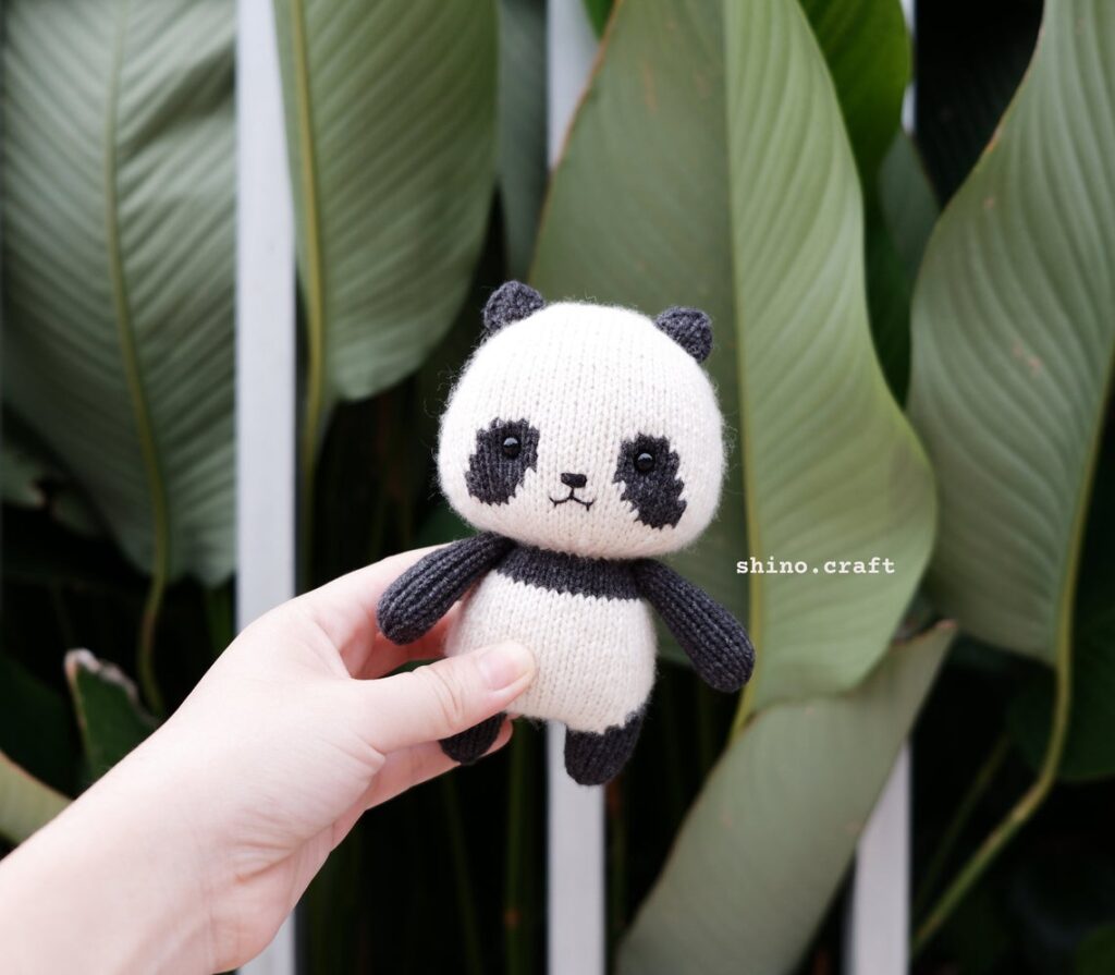 Knit a GiGi The Little Panda Amigurumi ... So Adorable It Hurts!