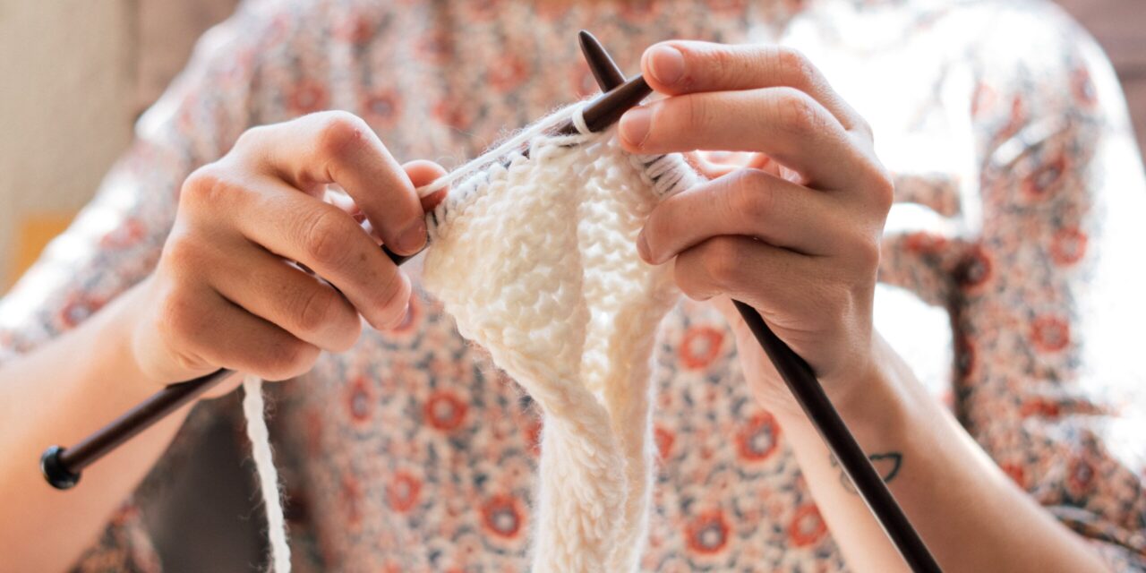 8 Reasons Why Knitting  Should Be Taught in Schools