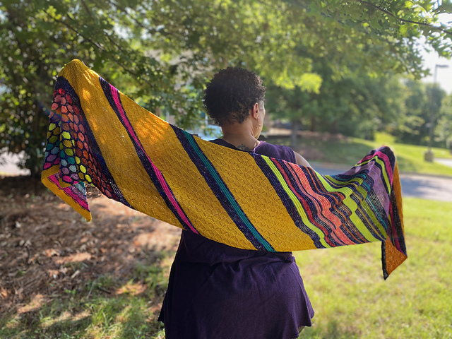 It’s a Good Time To Knit a ‘Furious Flower Wrap’ Designed By Ladianne