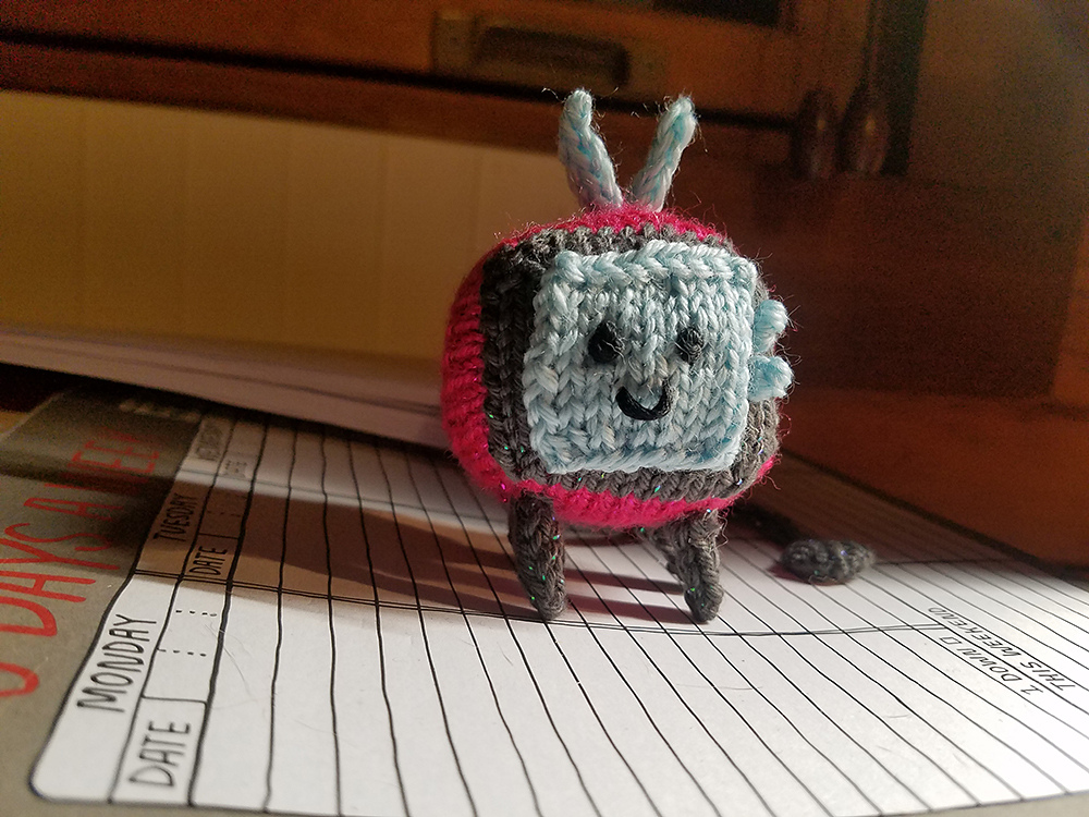 Knit a Sophie The Loveseat and Her Friend Chanel The TV, Cute Amigurumi!