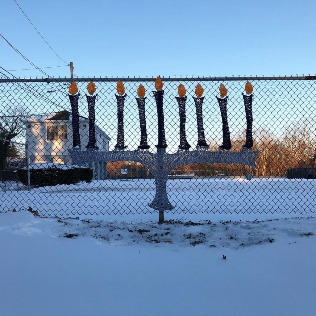 Sarah Divi Knit a Menorah Yarn Bomb To Celebrate The Eight Nights Of Hanukkah - So Clever!