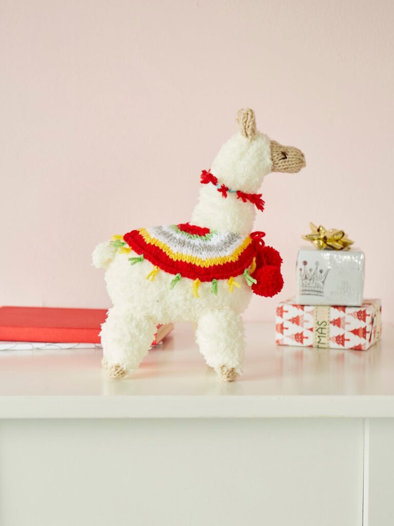 Knit a Festive Llama For The Holidays ... Oh, And Hello, Today Is Actually NATIONAL LLAMA DAY!