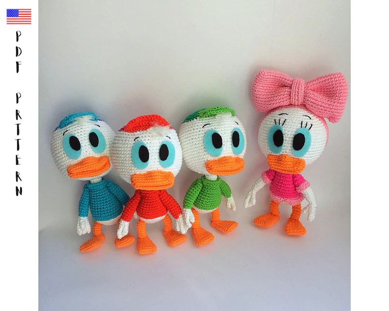 crochet toys designed by Mariya Kozlova of Amigurushki #crochet #amigurumi