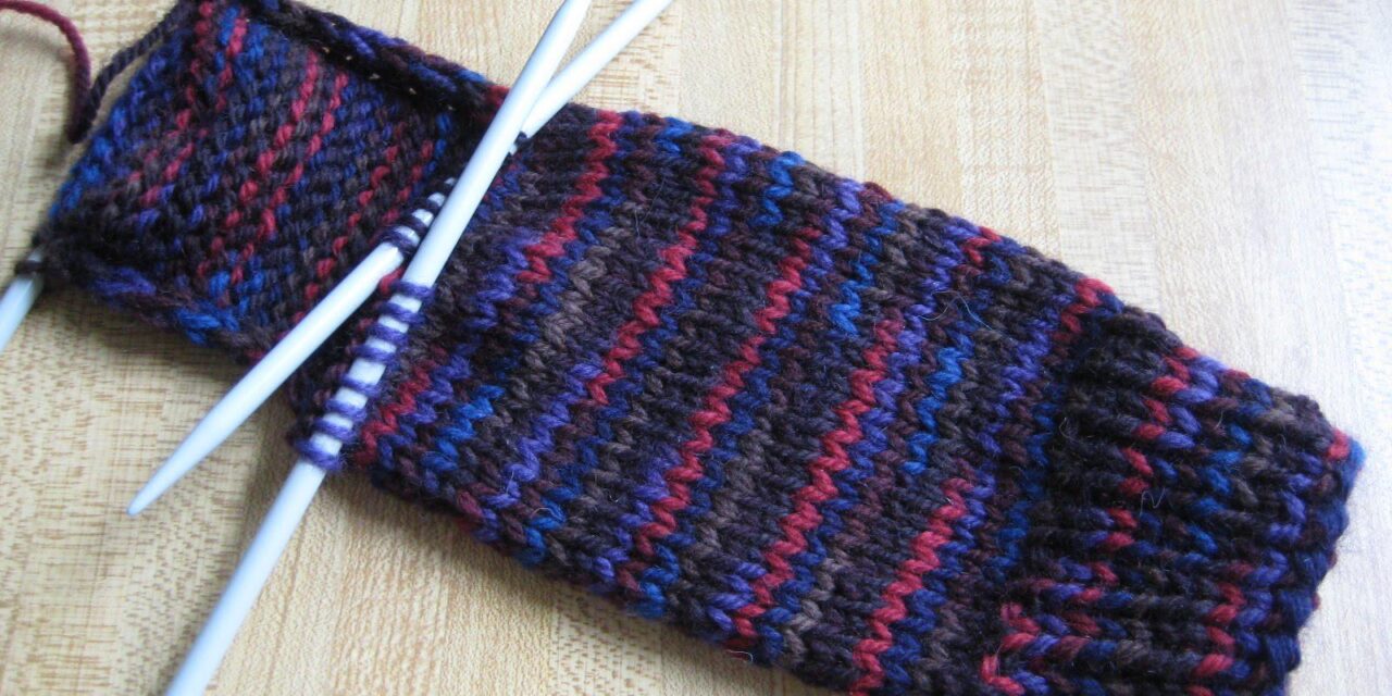 How Knitting Relaxes and Reduces Stress from Studying