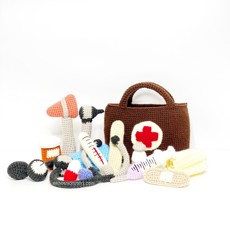 Crochet a Doctor Set, Medical Toy Patterns Perfect For Kids' Play or Cosplay