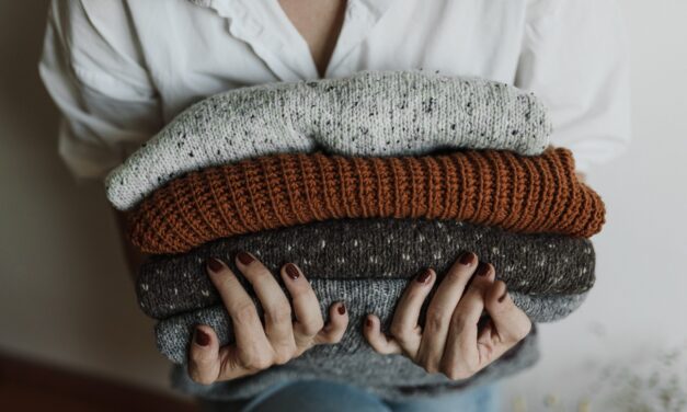 How to Properly Care for Knitted Clothes