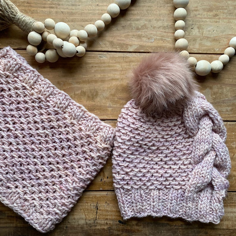 knit and crochet patterns designed by Seniya Studio