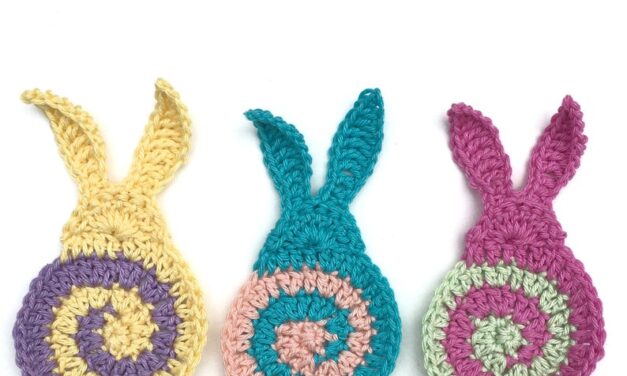Easter Bunny! You’ll Want To Crochet These Spectacular Swirly Bunnies, So Sweet & Colorful …