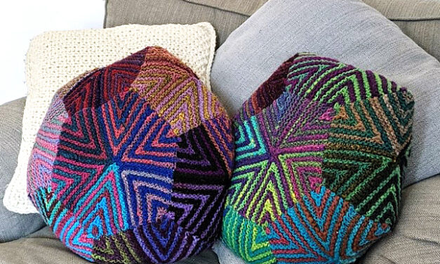 Freebie Friday! Knit a Bex Pillow by Stephanie Earp