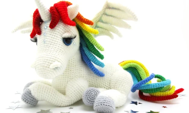 Crochet a Cute Unicorn Amigurumi Designed By Dinegurumi
