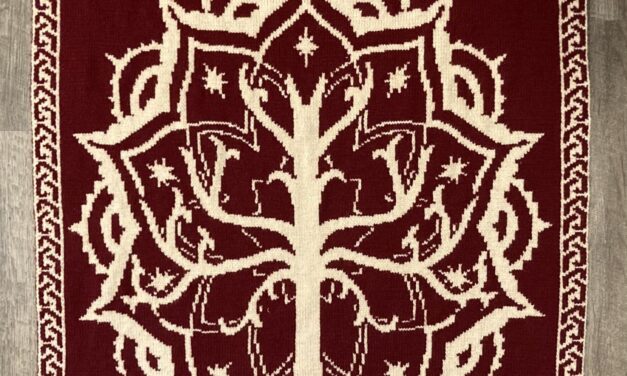 Donielle Showvay’s Knitted Lord of the Rings Lap Blanket Featuring The Tree of Gondor – Yes, There’s a Pattern!