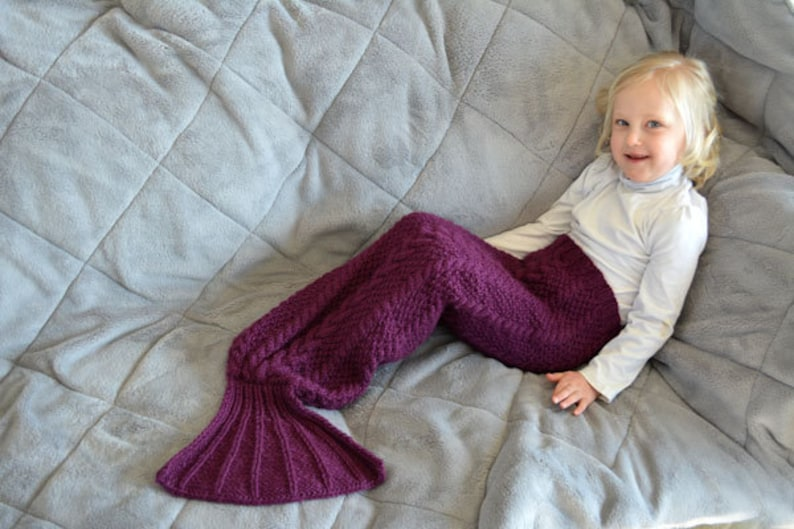The Best Mermaid Blanket Patterns for Knitters - Seriously Scaled-Up Cuteness! 🧜‍♀️