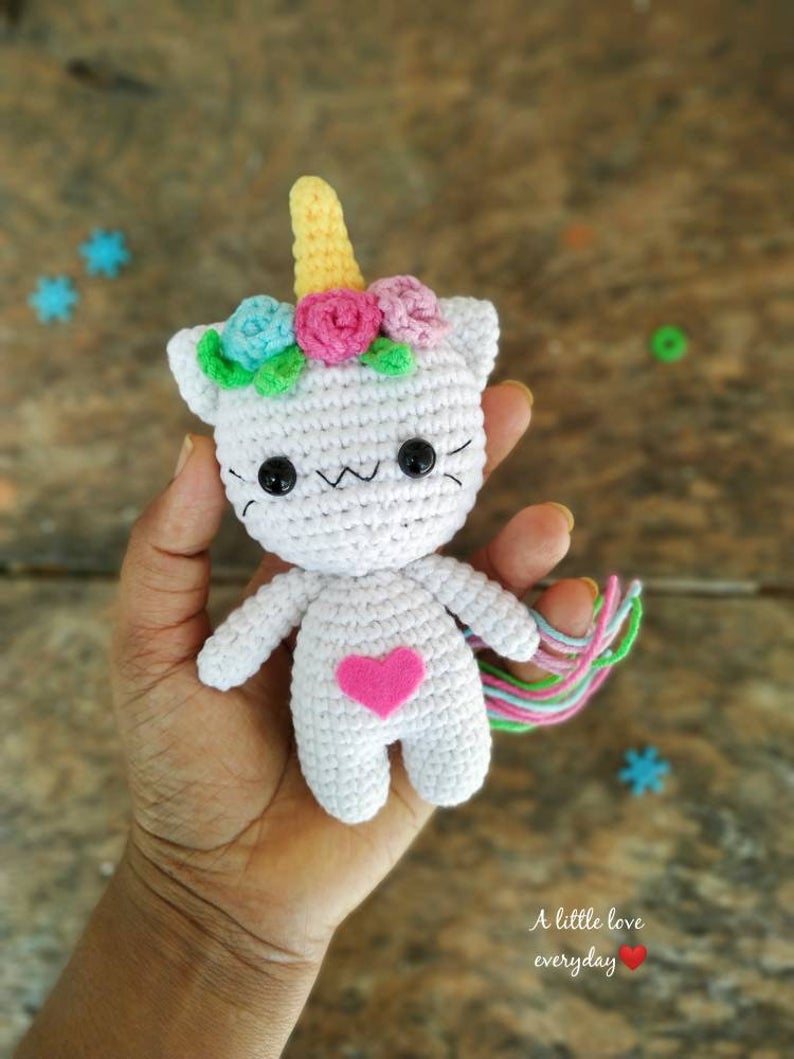 Designer Spotlight: The Best Knit & Crochet Patterns Inspired By CATS!