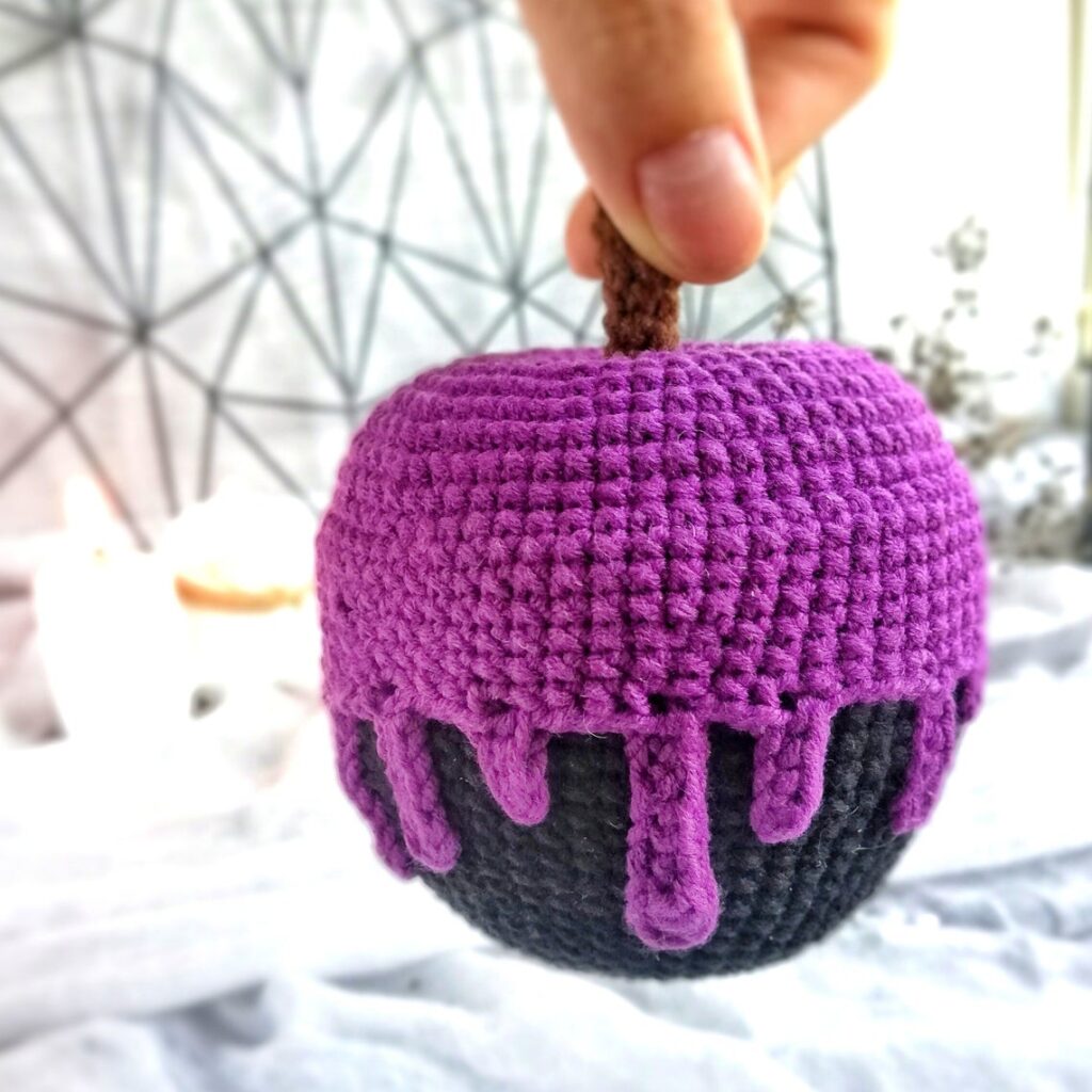 We Interrupt Christmas In July To Bring You A Perfect Poisoned Apple Pattern For Crocheters