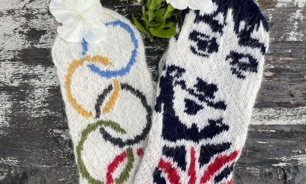 Knit a Pair of Tom Daley Mittens, Awesome Design By Lotta Lundin