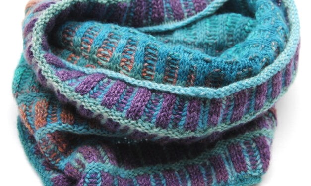 Knit a Fun & Funky Briochepira Cowl, Designed By Susanna Winter, Inspired By The Famous Inspira Cowl
