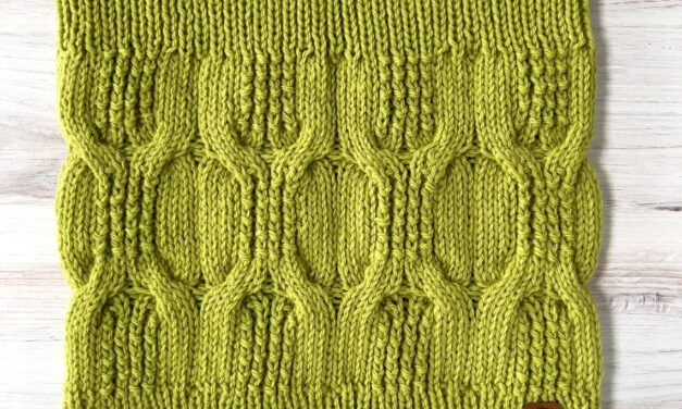 Knit a Textured ‘Gloucester Cowl’ With Your Favorite Worsted Weight Yarn!