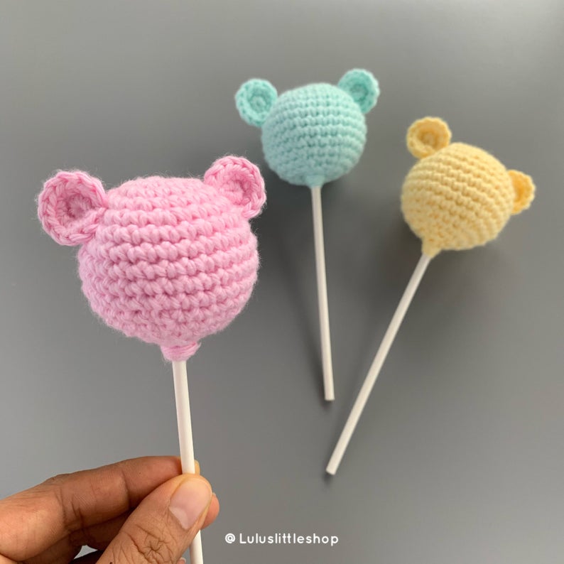 crochet pattern designed by Lu of Lulu's Little Shop #crochet