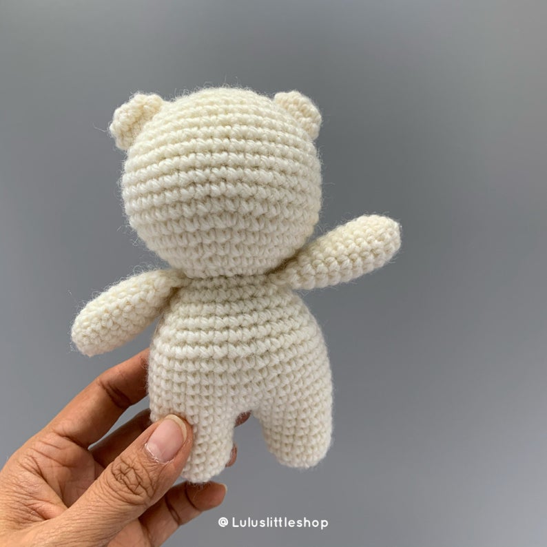 crochet pattern designed by Lu of Lulu's Little Shop #crochet