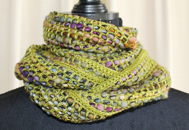 Crochet A Cobblestone Cowl Designed By Kaye Adolphson … Now This Is Unique!