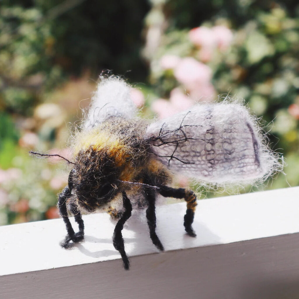 Knit A Beautiful Wee Bee Amigurumi Designed By Claire Garland ... It's Perfect!